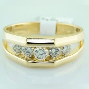 14k yellow gold natural diamond men’s ring by Magic Glo